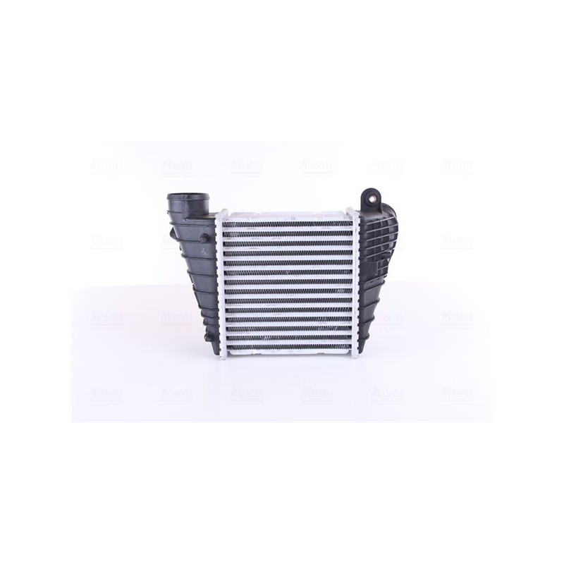 NISSENS 96847 Radiador de aire de admisión