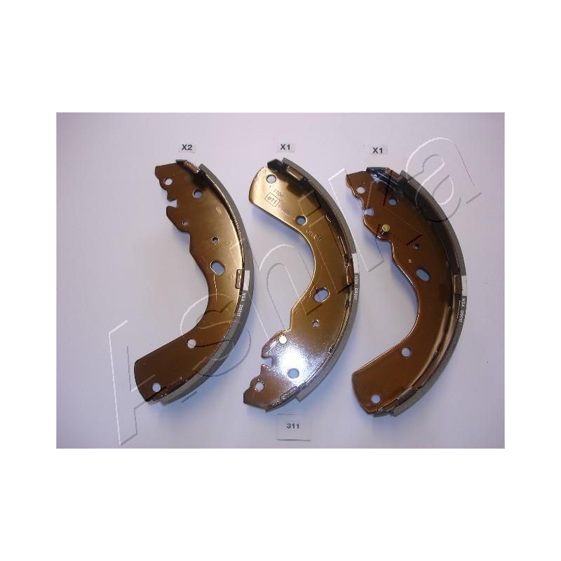 ASHIKA 55-03-311 Juego de zapatas de frenos Eje trasero